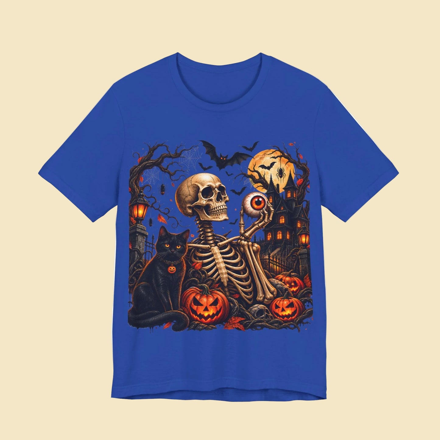 Gothic skeleton t-shirt with cat and black eyes | Spooky skull shirt | Haunted house Halloween t-shirt