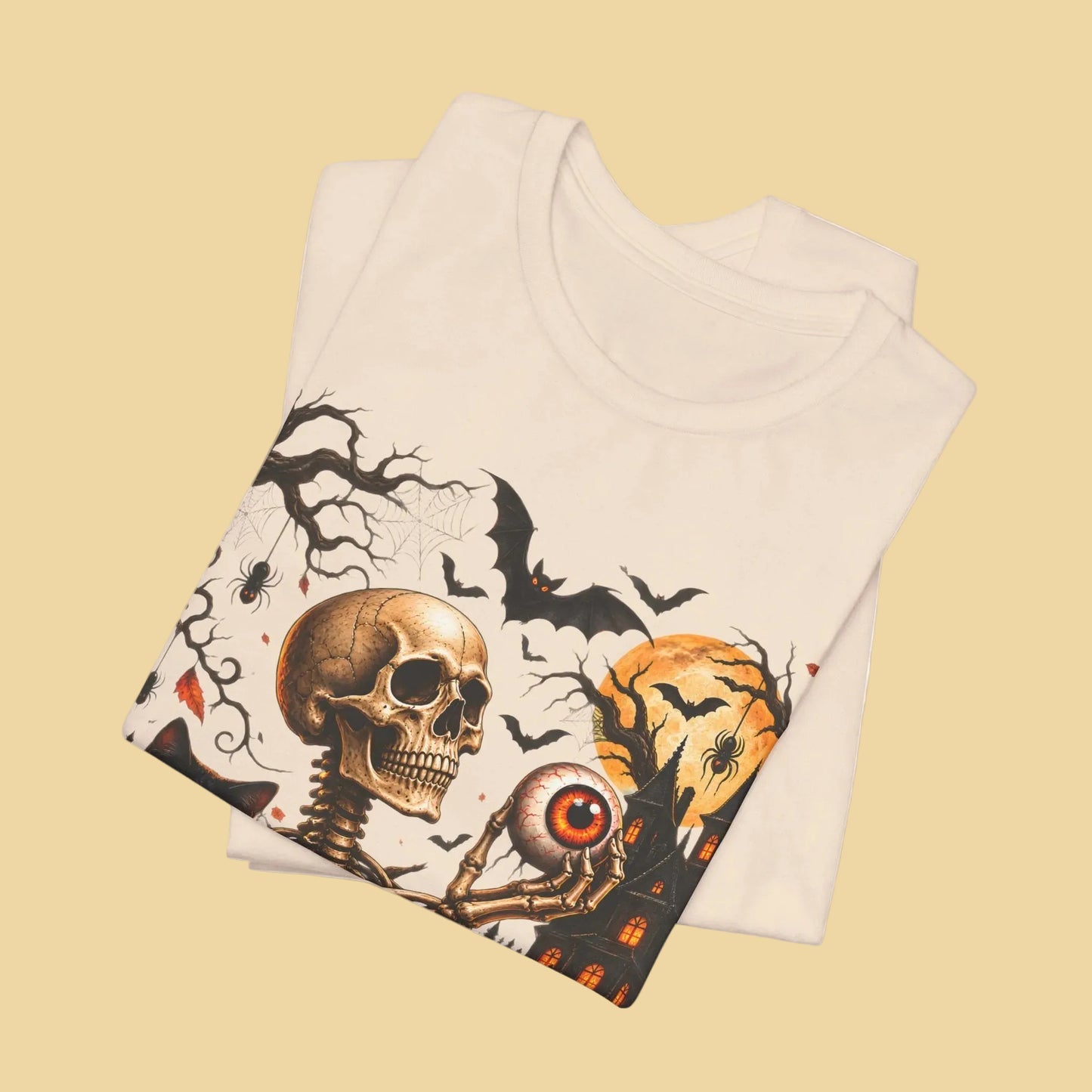 Gothic skeleton t-shirt with cat and black eyes | Spooky skull shirt | Haunted house Halloween t-shirt